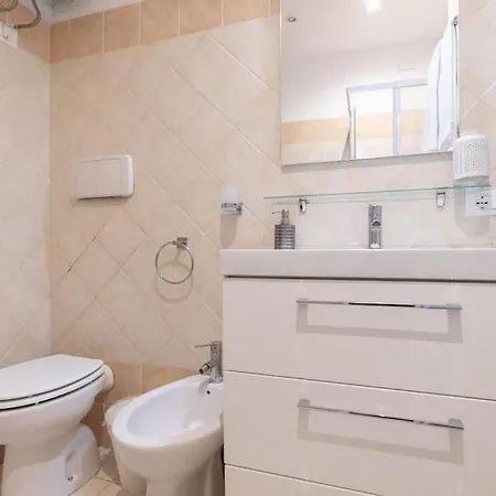 Private Suite In A Guest House With Private Bathroom N3 Rom Exterior foto